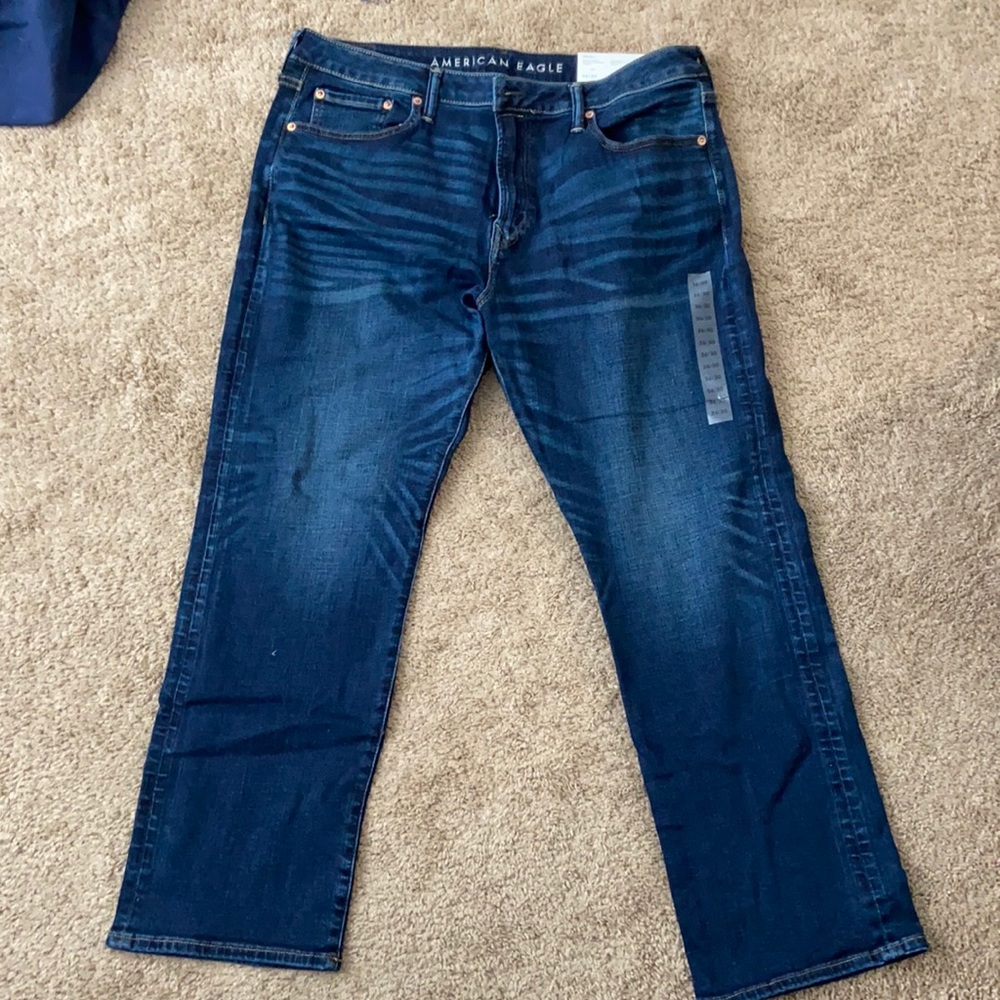 NWTs. American Eagle MENS jean. Size 36/30.